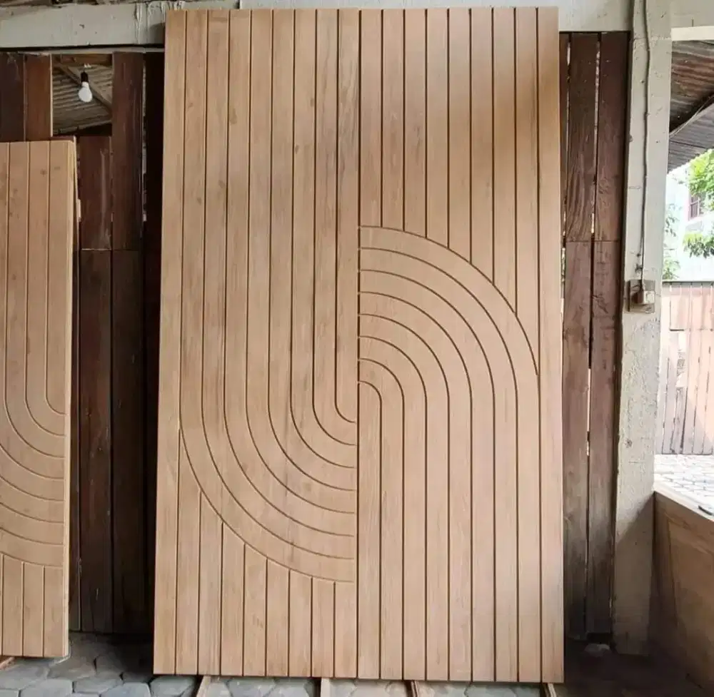 Pintu rumah mimimalis