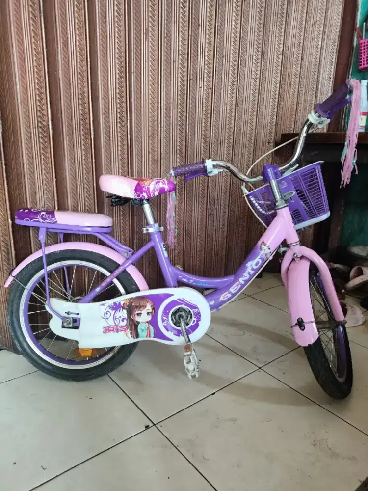 Dijual sepeda anak perempuan ukuran 16 merk Genio by united