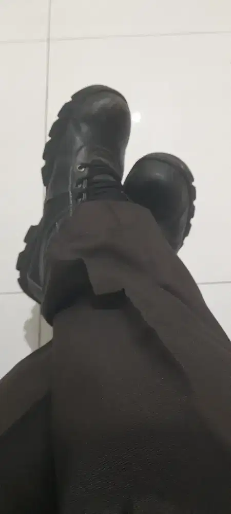 Umur 42. Cari lowongan satpam