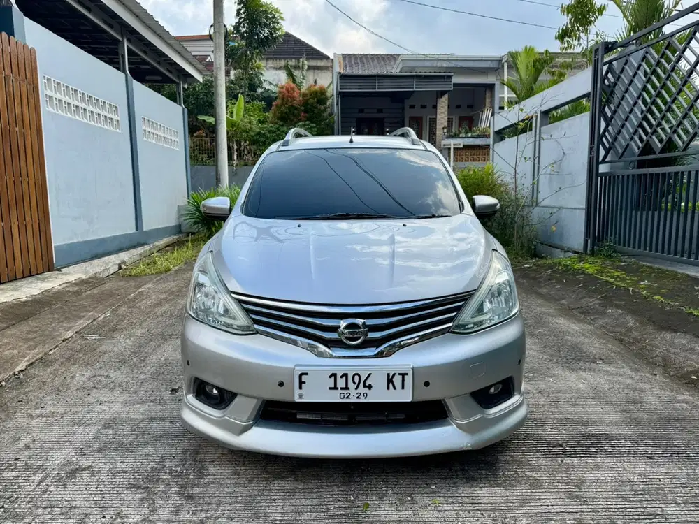 Nissan Grand Livina L11, 1.5, HWS, A/T Matic, Silver, 2014, KM 128rb