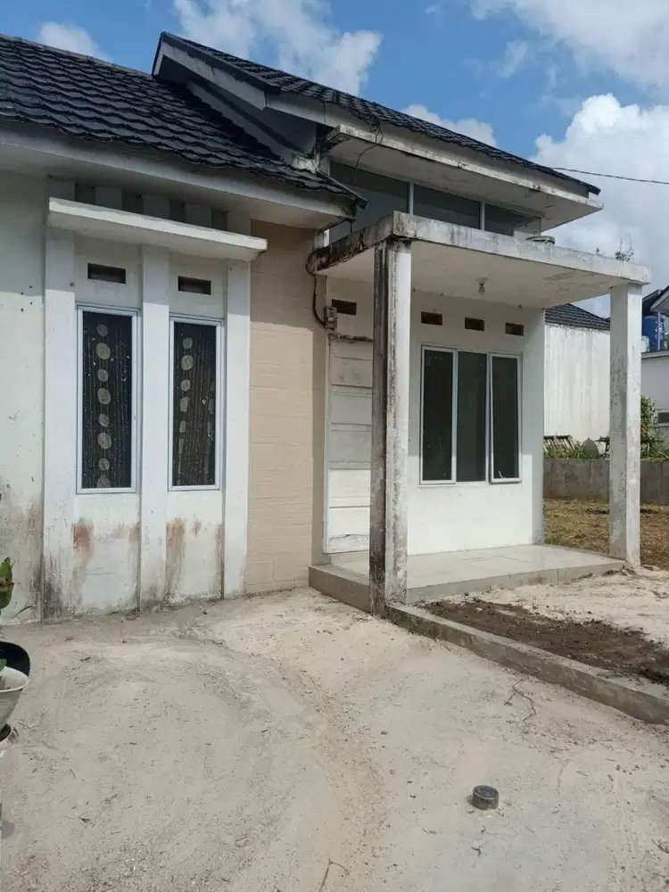 Take Over Rumah Type 40/110, Lokasi dekat Bandara dan Kampus UIR