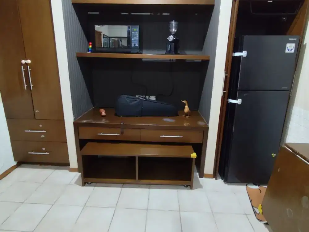 Dijual Apartemen Mediterania Gading Uku 42 M2 Twr B Ada 1 Km dan 1 Kt Hrg Menarik.