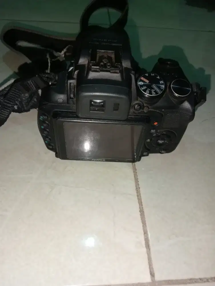 Jual kamera Fujifilm karena jarang d pake.maka nya jual