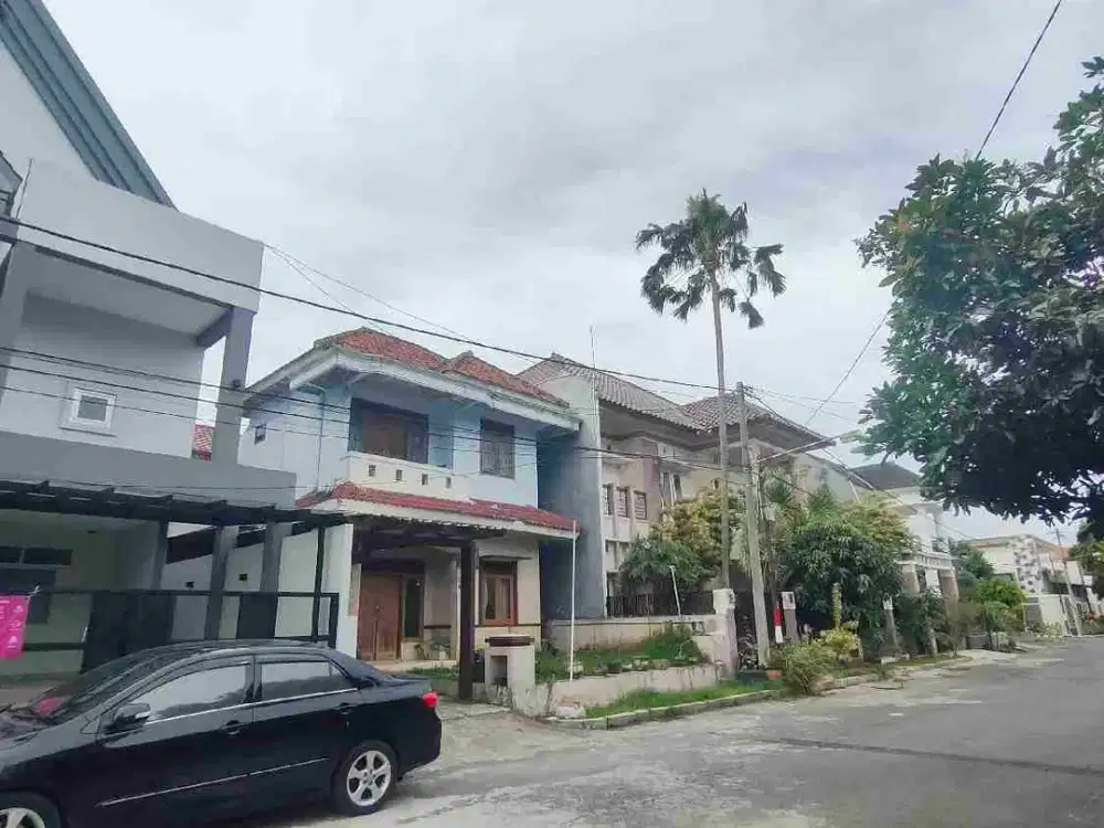 Rumah 2Lantai Bumi Palapa Kota Malang
