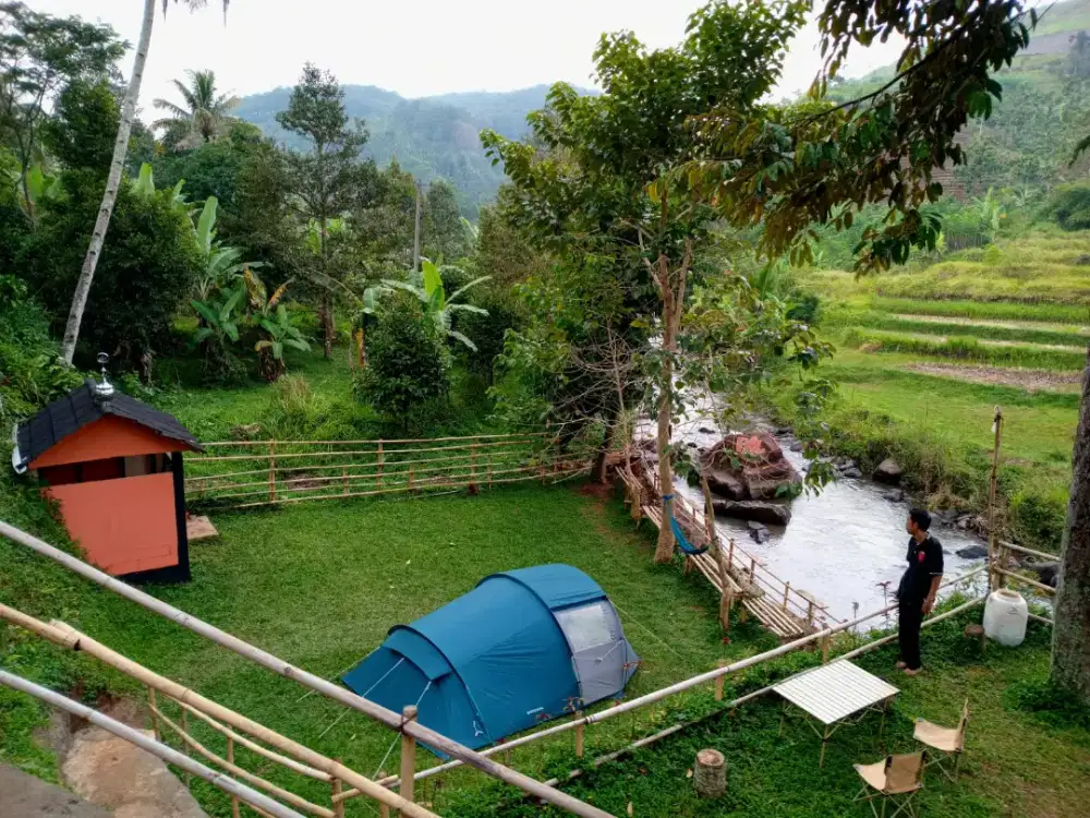 Bismillah dijual tanah dan bangunan strategis