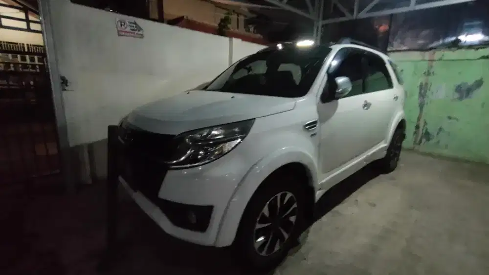 Jasa Sewa Mobil, Terios R Adv 1.5 (Terios Konde 2016)
