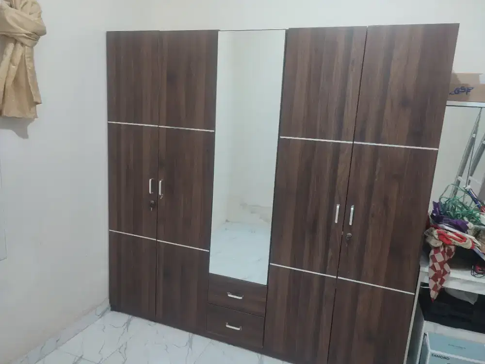 Jual Murah lemari 5 pintu