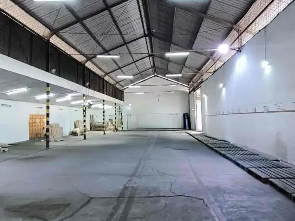 Dibawah Njop! Gudang Jiep Pulo Gadung - Lokasi Di Jalan Utama