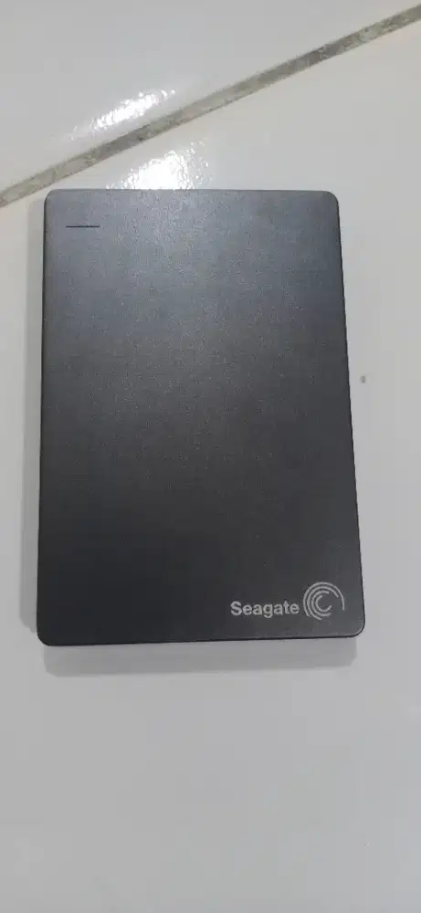 Jual hard disk external portable slim merk seageat 1 Terra bite (1 TB)