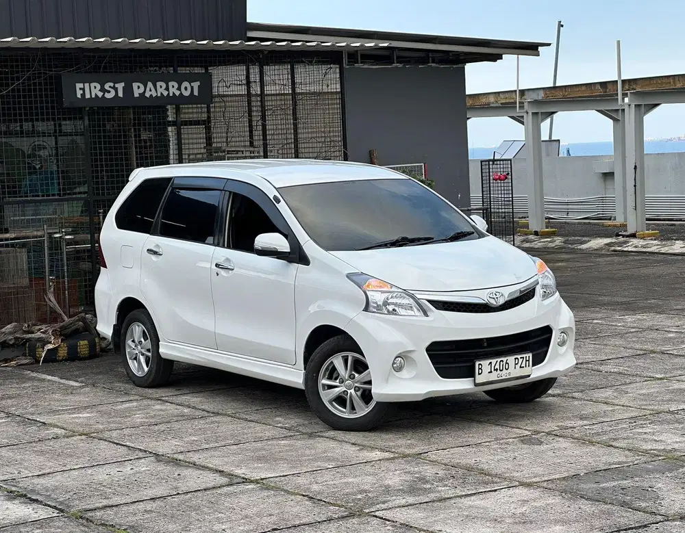 KM 47rb !! MURAH AVANZA VELOZ 1.5 AT MATIC 2013 !!