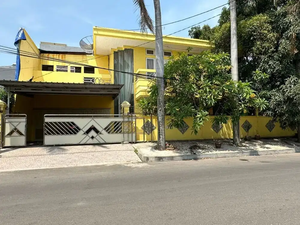 Rumah Mewah Muara Karang, Jl. Pluit Karang Permai, Jakarta Utara
