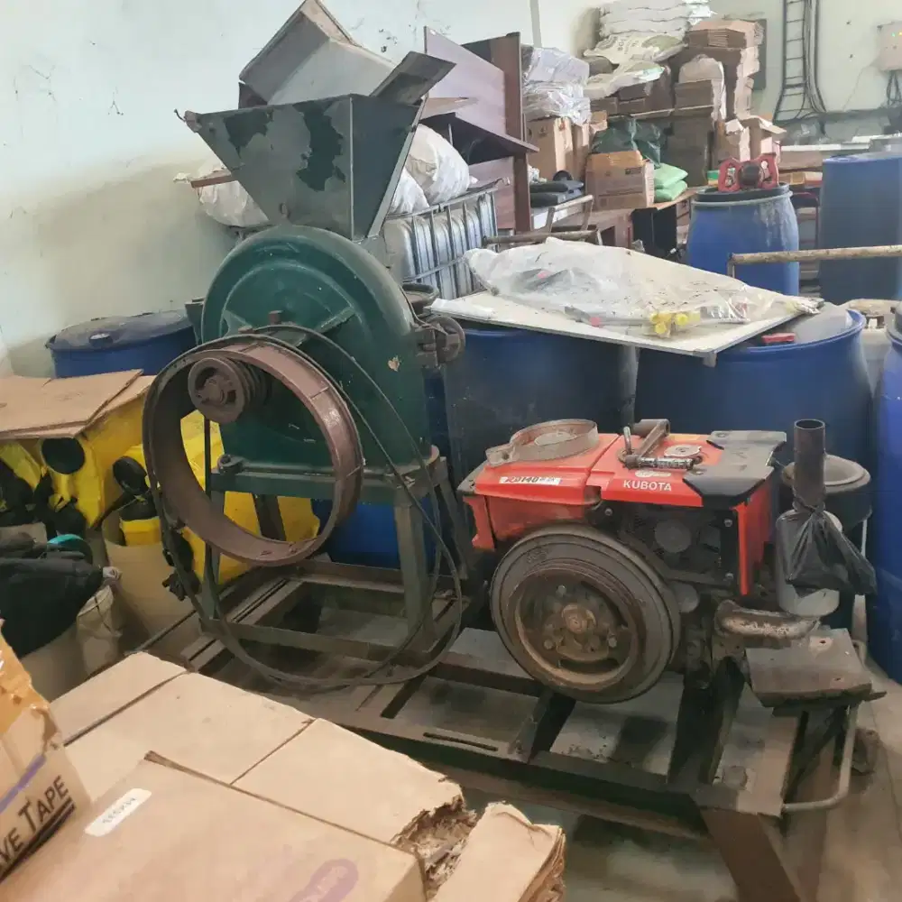 Mesin penepung batu atau biji bijian