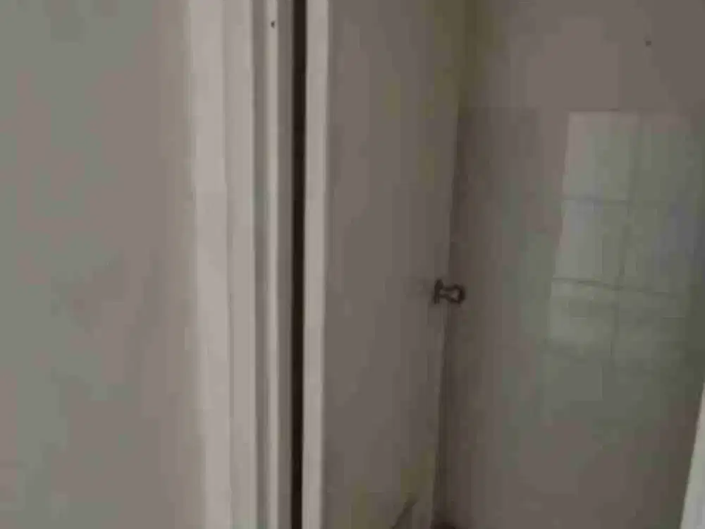 Dijual rumah di Suvarna sutra Tangerang