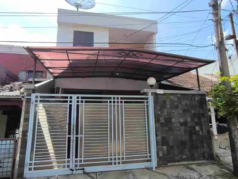 DIJUAL RUMAH CANTIK MINIMALIS HADAP TIMUR LOKASI BAGUS JUAL MURAH DI KALIDERES PERMAI