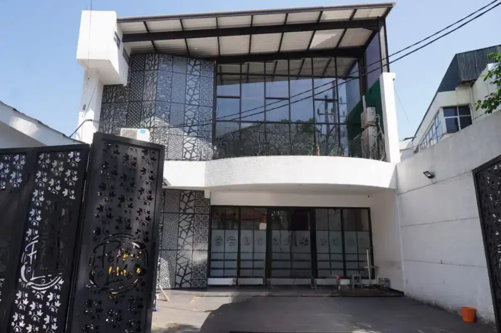 DISEWAKAN TEMPAT USAHA DI JALAN PACAR WIJAYA KUSUMA TENGAH KOTA SBY