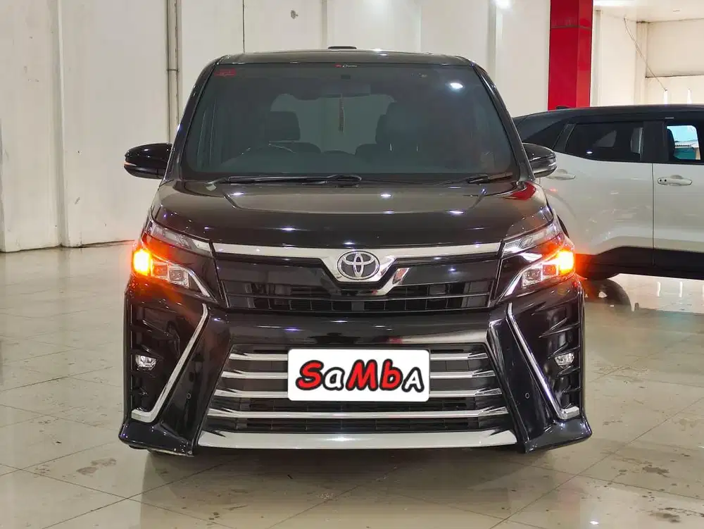 TOYOTA VOXY 2.0 MATIC 2019..PAJAK JULI 2026