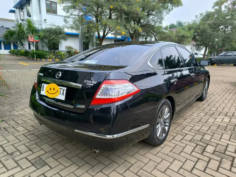 NISSAN TEANA J32 V6 2.5XV 2013 Sedan Hitam Mewah BU nisan Pejabat 2500