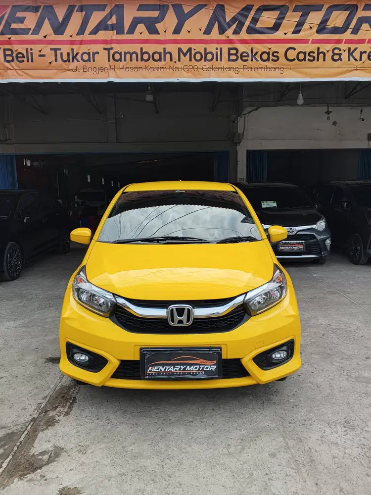 [KM 36RB] Brio 1.2 E Kuning Pekat CVT Automatic 2022 Bagus Terawat OK