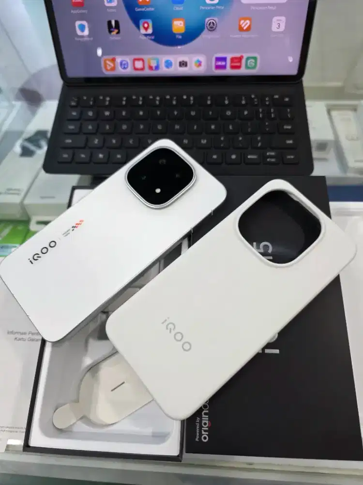 Iqoo 15 1 minggu pakai (16/512Gb) Seken rasaa baruu