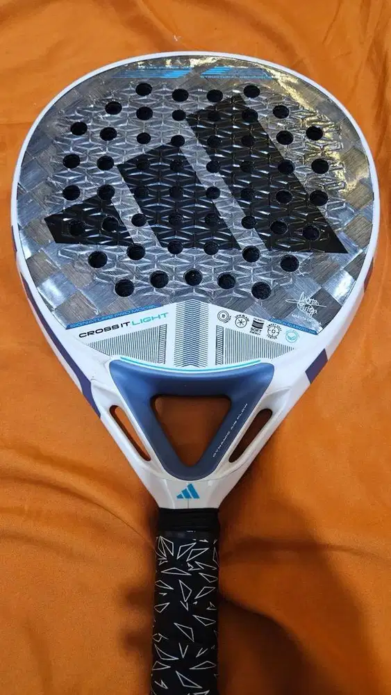 ADIDAS Cross it light Martita 2025