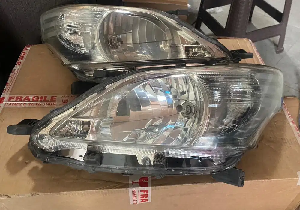 Headlamp Innova 2012-2015