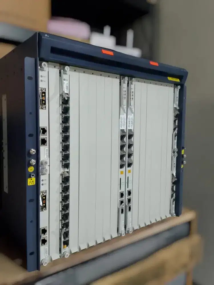 Perangkat keras ,untuk rak tower