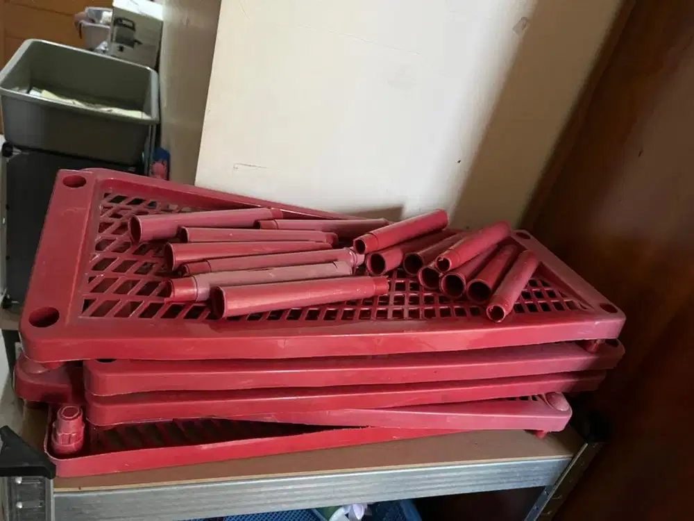 Rak Sepatu Plastik Serba Guna