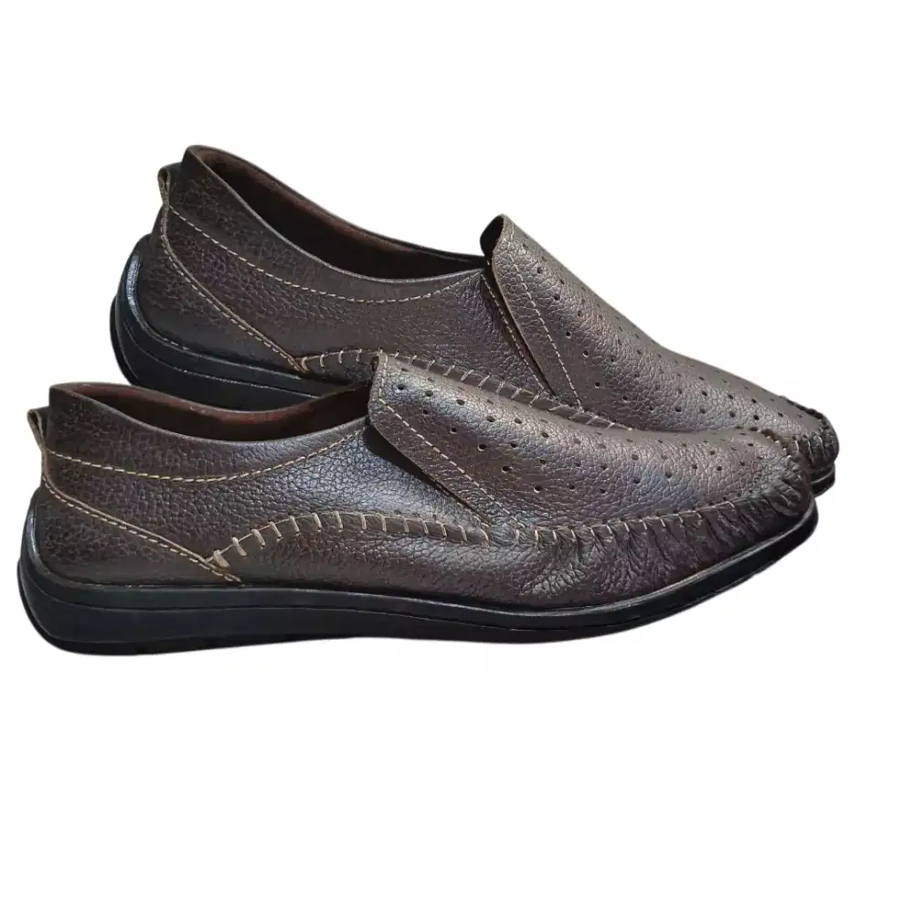 Sepatu loafer slip on keren Branded Gloripy mocassin size 43