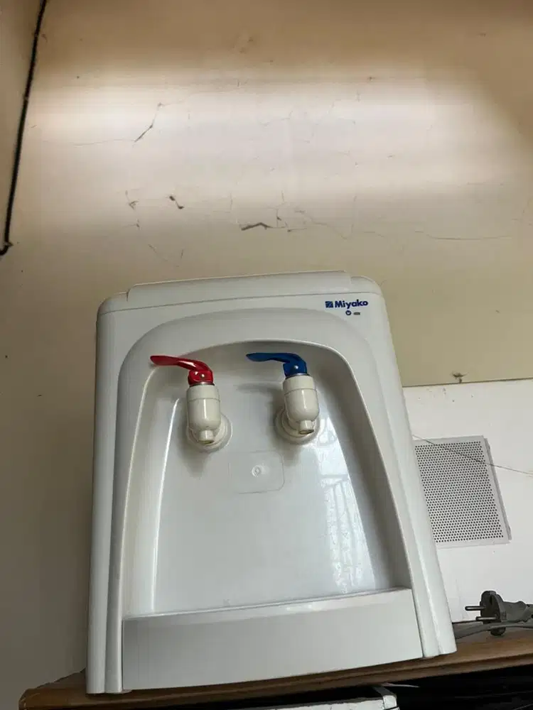 Dispenser Miyako (Panas dan Normal)