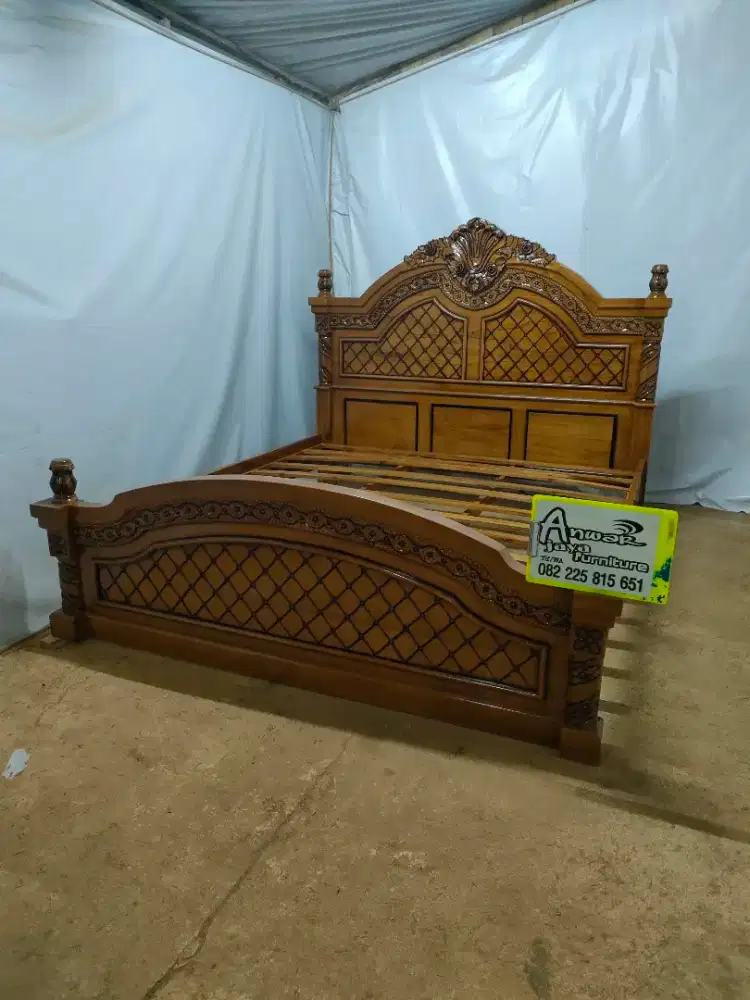Tempat tidur ukir terbaru full kayu jati