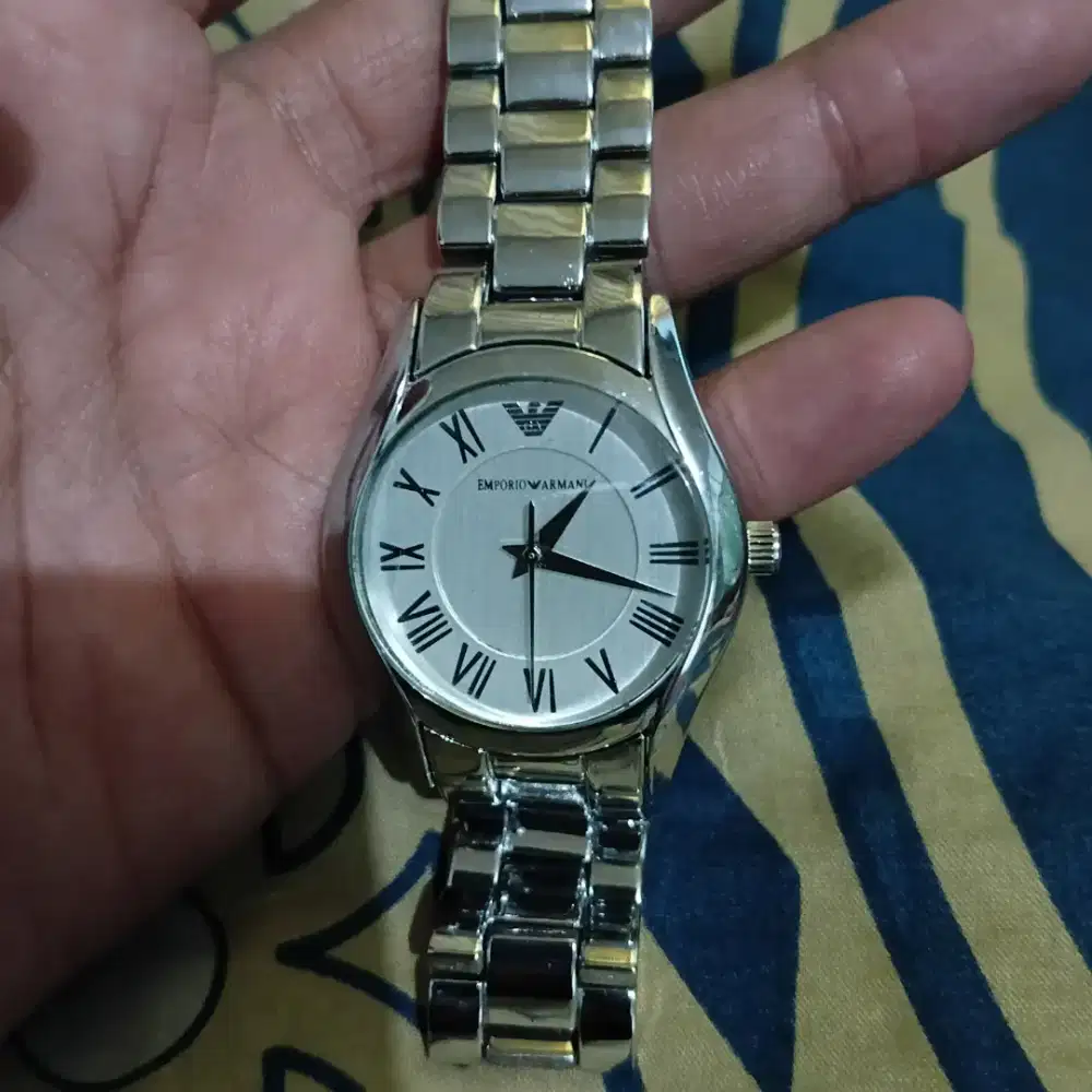 Jam tangan emporio armani