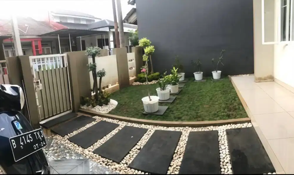 JUAL CEPAT ! Rumah Terawat Villa Mahkota Pesona - 3 Akses Tol