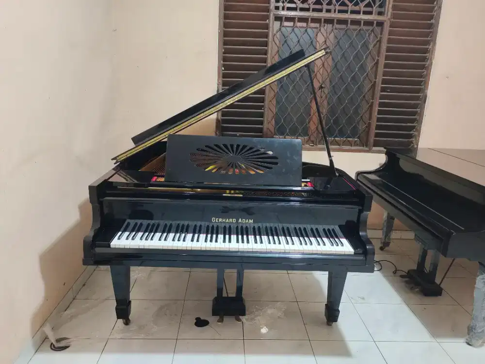 Grand Piano Gerhard Adam 165 cm - Buatan Legendaris Jerman
