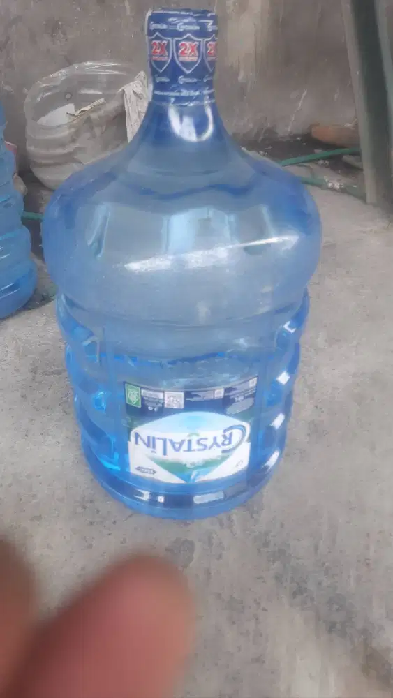 Air crystalin galon ph 8 merek OT