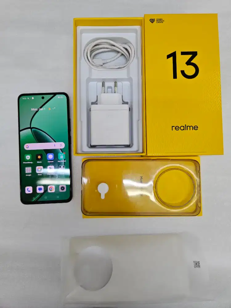 realme 13 8/256gb garansi resmi istimewa
