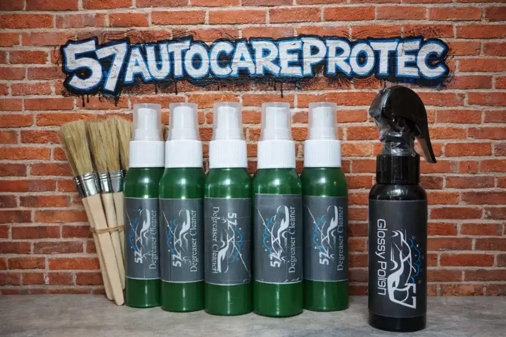 Pembersih motor mesin & body