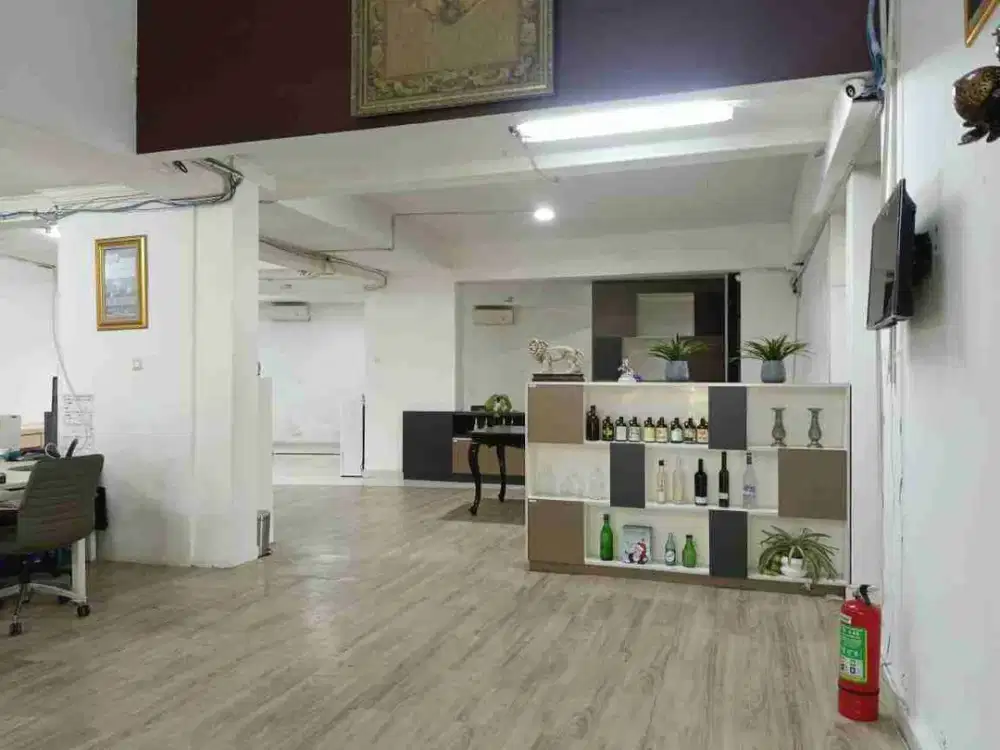 Dekat SCBD,Dijual Rumah Siap Huni di Brawijaya Keb Baru Jak Sel