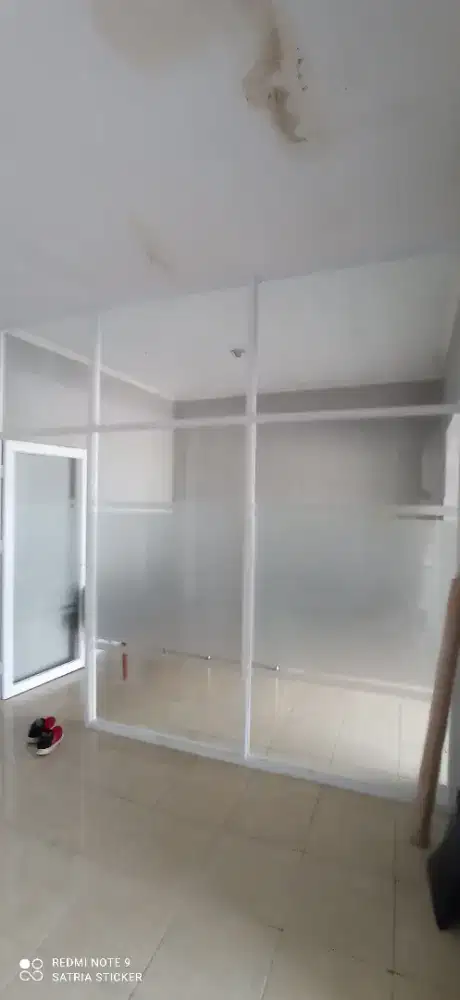 STIKER KACA BURAM, SANDBLASTING, STICKER KACA BLUR, KACA FILM ONEWAY,