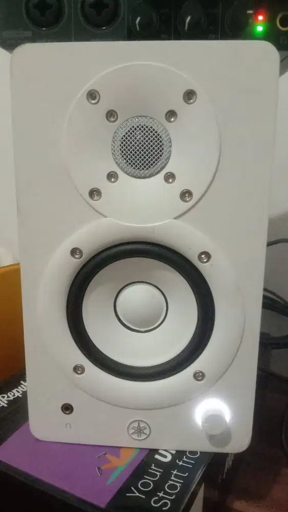 DIJUAL MURAH_Speakers Flat_Yamaha H3