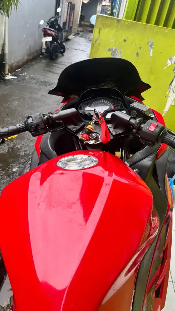 Kawasaki ninja 250 fi