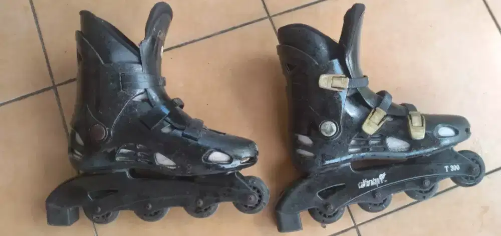 Bissmillaahi..Jual sepatu roda