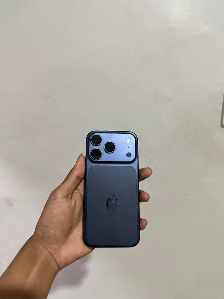 IP 17 pro 256 GB ibox