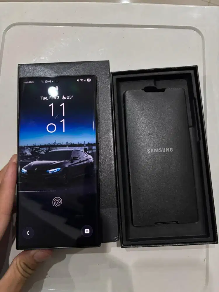 Samsung Galaxy S22 Ultra 12 / 256GB