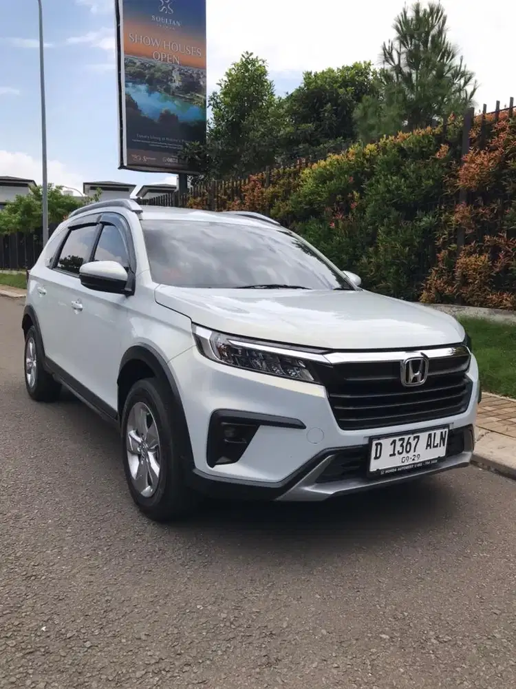 (CASH) Honda BR-V E 2024 Manual