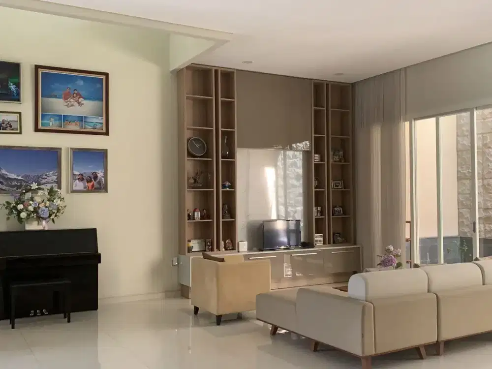 Sewa Rumah Pakuwon Indah