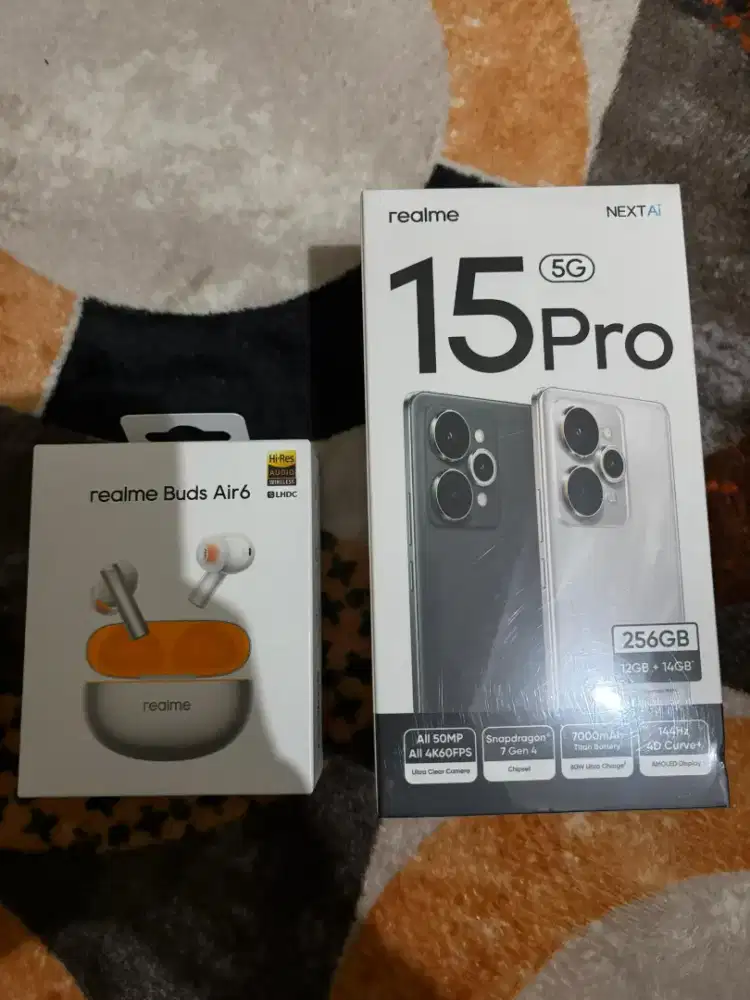 HP Realme 15 Pro 5G dan Realme Buds Air 6