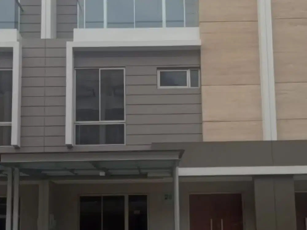 Dijual Rumah 3 Lantai di Harmony Golf PIK