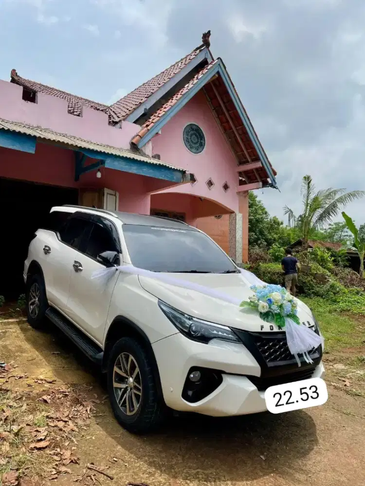 Jual cepat fortuner vrz 2017 putih