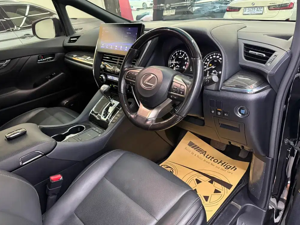 DP10% [Km17.000] LM350 7Seater 2021 Black / LM 350 Reg 2022 #AUTOHIGH