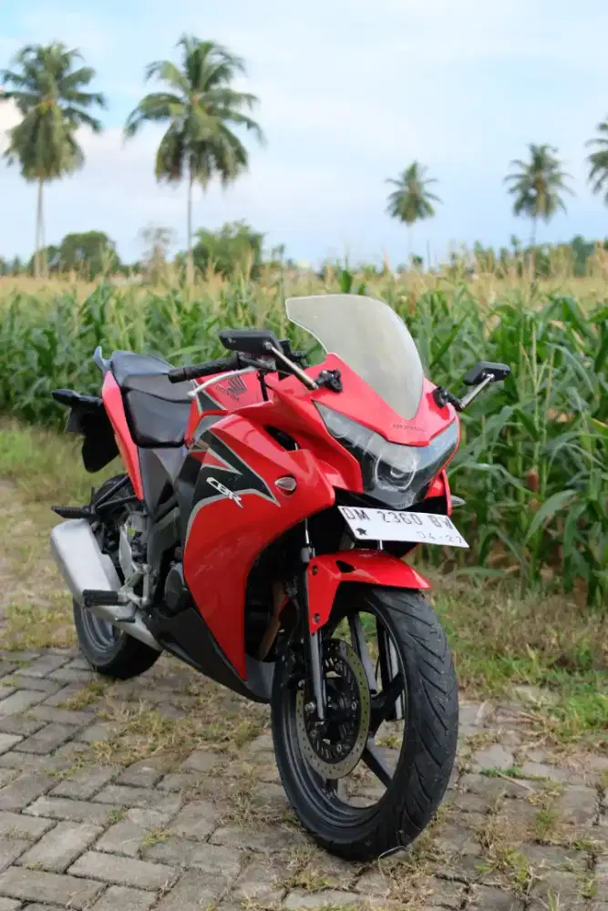 Motor Honda CBR 150 2012 NEGO